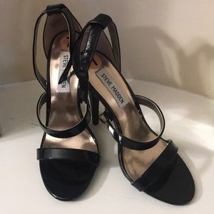 Steve Madden- Black ankle strap heels. size 7